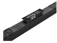 Блок розеток SNR SNR-PDU-A-21A03B-T16L3 с функцией измерения серии SNR тип A выход 21*C13 и 3*C19 вход клеммный терминал 16A