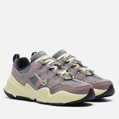 Женские кроссовки Nike Wmns Tech Hera